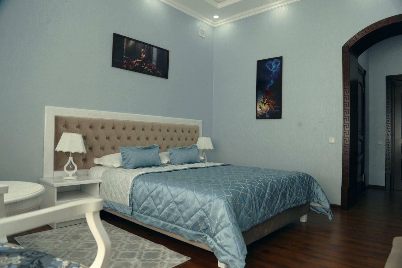 Bravolyuks Hotel Ургенч Экстерьер фото