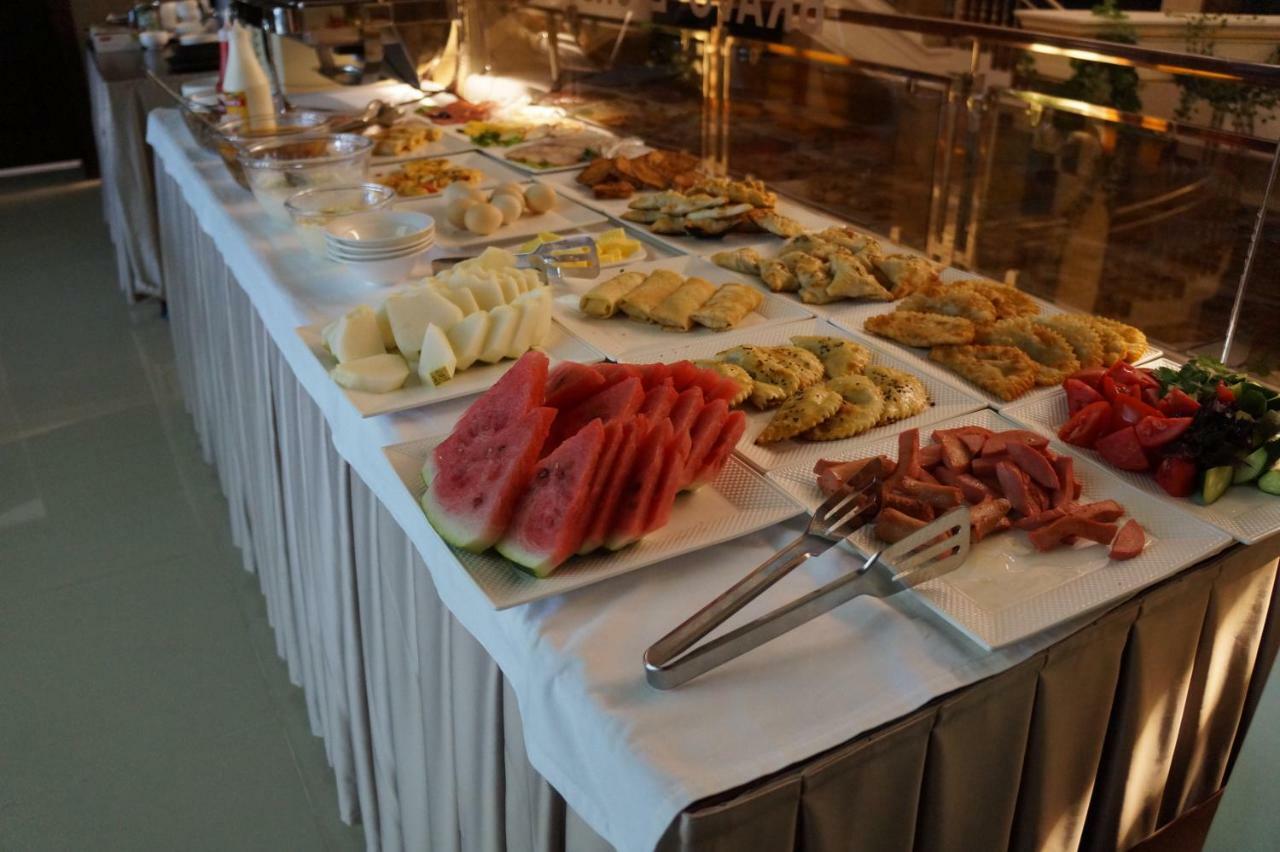 Bravolyuks Hotel Ургенч Экстерьер фото